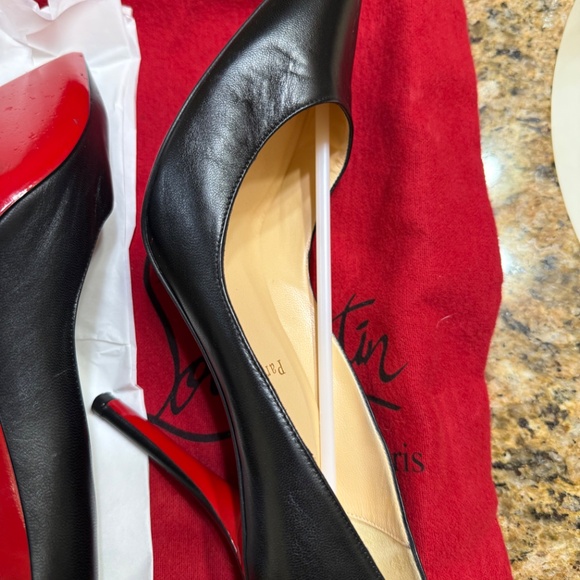 Almost New…Christian Louboutin Apostrophe 100 Nappa Pump - Picture 5 of 16